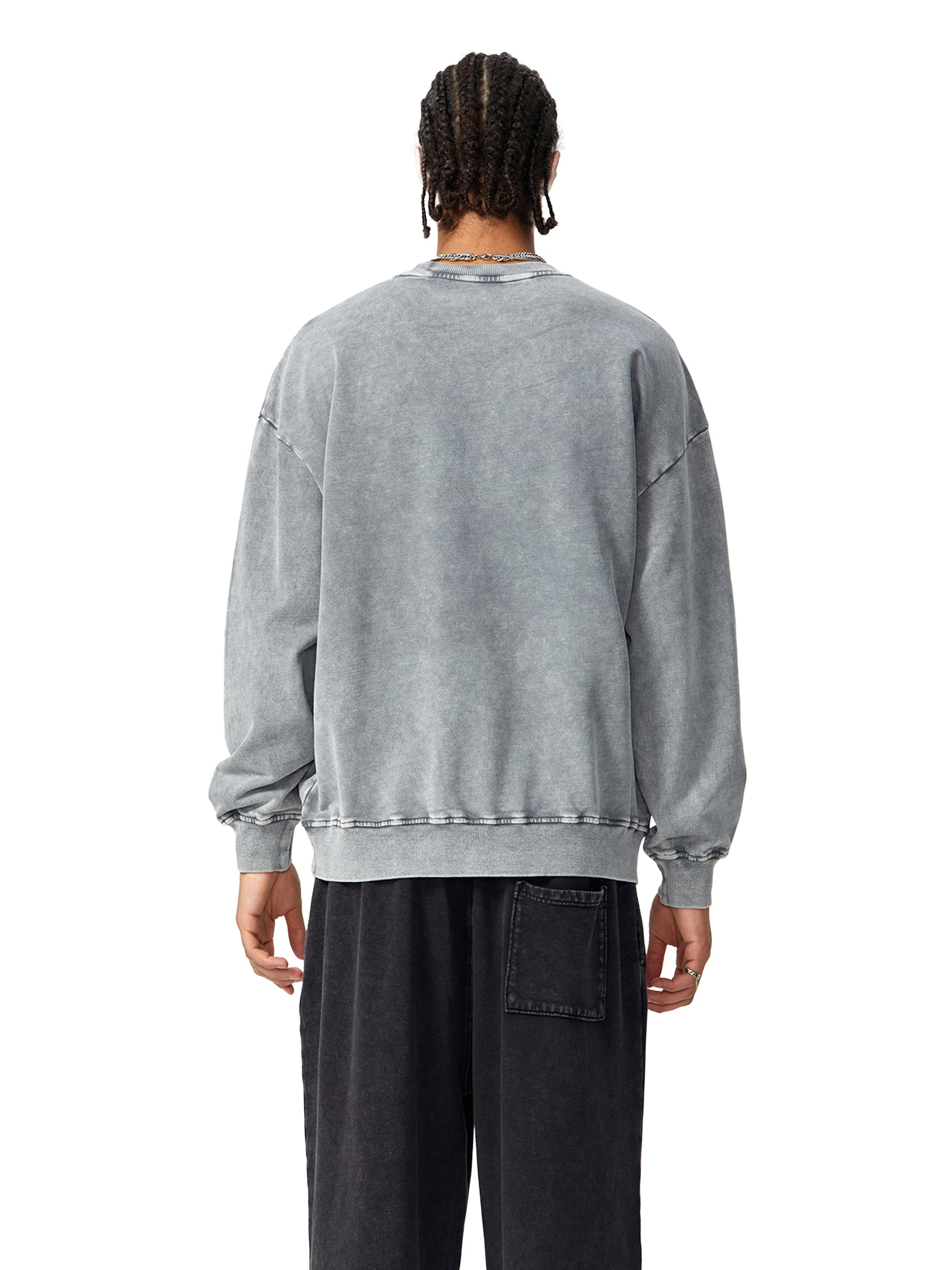 "Conquerors" Snow Wash Oversized Sweatshirt